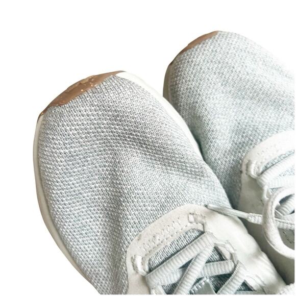 New Balance Women’s Fresh Foam Running Shoes Size 8.5 Light Blue Green - Picture 6 of 16